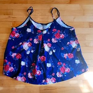 Shein curve 2XL floral shell
